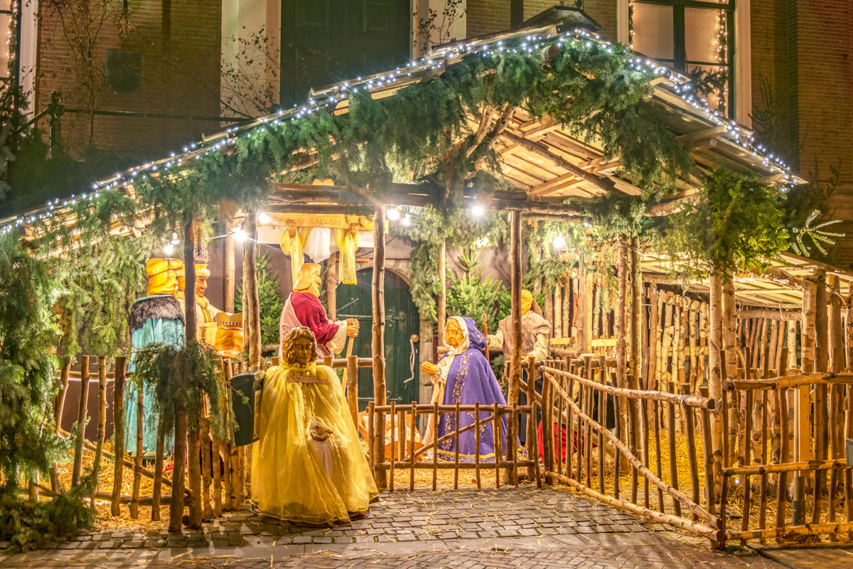 Kerststal op de Haagsemarkt in Princenhage 2014