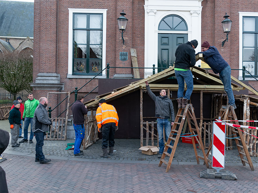 Opbouwen Kerststal 2018