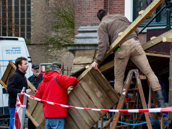 Kerststal opbouwen dak