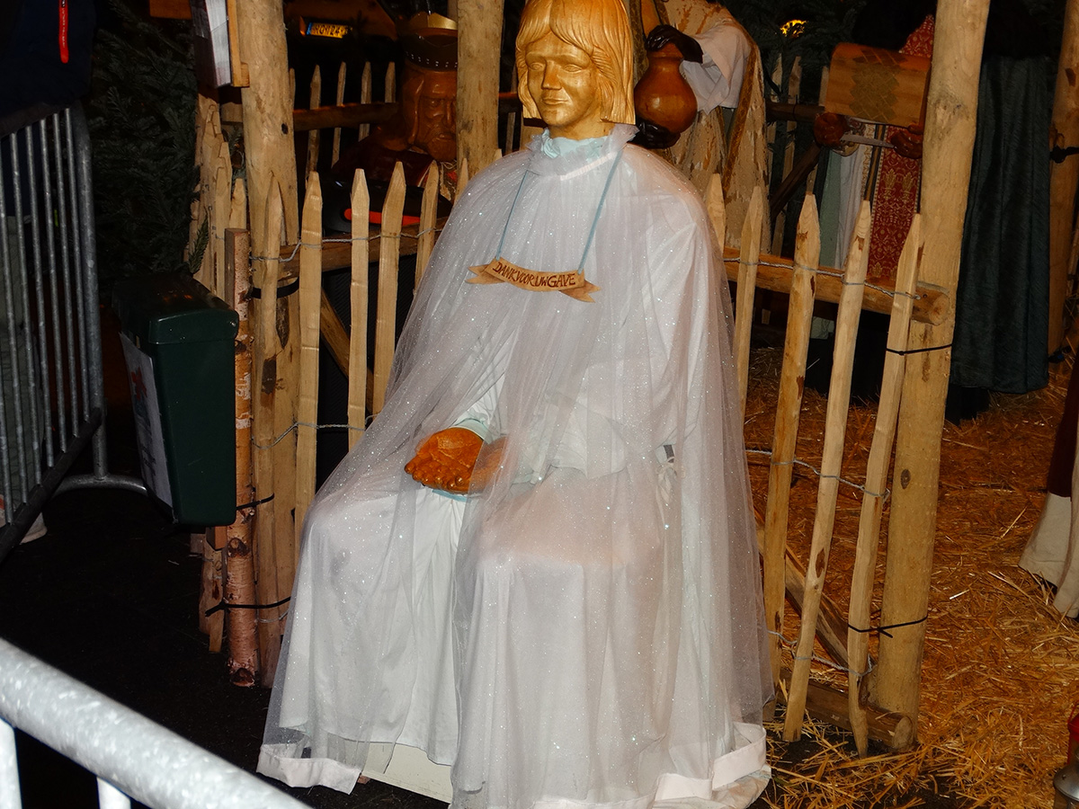 knikengelheeft een muntje ontvangen